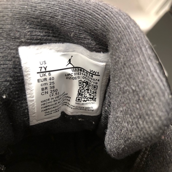 ♦️Sols♦️Air Jordan 12 retro (gs) 7Y - Picture 4 of 7